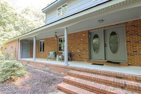 618 Cheadle Loop Rd Seaford, VA 23696