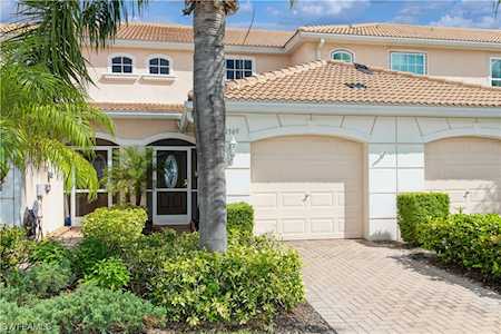 1369 Weeping Willow Ct Cape Coral, FL 33909