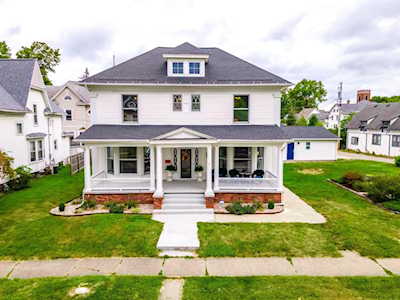 207 E Diamond Street Kendallville, IN 46755