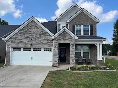 2506 Miranda Drive Murfreesboro, TN 37128