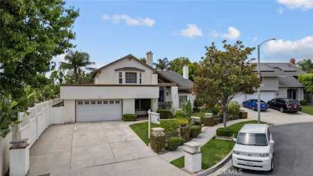 2339 Amberly Place Simi Valley, CA 93065