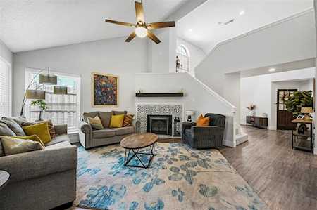 3833 Suffolk Lane Plano, TX 75023