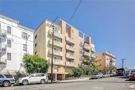 980 S Oxford Ave #103 Los Angeles, CA 90006