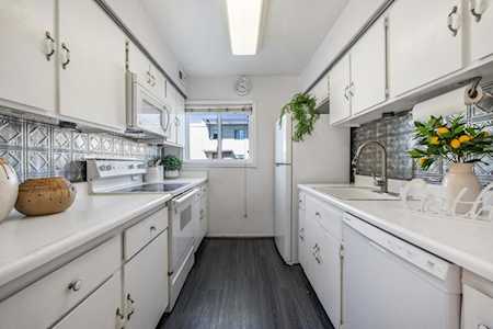 4213 Admiralty Ln Foster City, CA 94404