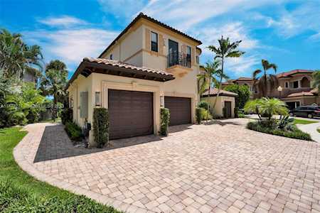 17934 Monte Vista Dr Boca Raton, FL 33496