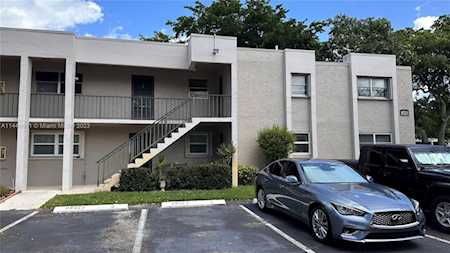 8521 Old Country Mnr #531 Davie, FL 33328