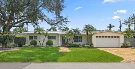 6550 SW 51 Ter South Miami, FL 33155