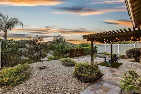 17624 Azucar Way San Diego, CA 92127