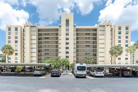 2621 Cove Cay Dr #303 Clearwater, FL 33760