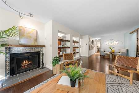 2348 Fairview Ave E #101 Seattle, WA 98102