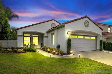 2326 Fallbrook Pl Escondido, CA 92027