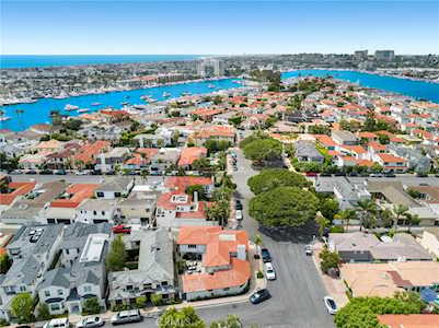 141 Via Havre Newport Beach, CA 92663