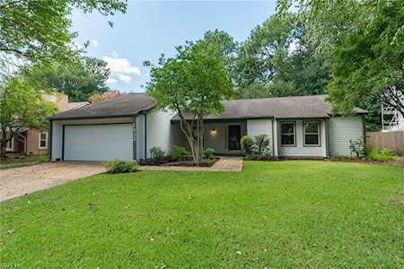 1533 Beachview Dr Virginia Beach, VA 23464