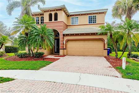 8719 Pegasus Dr Lehigh Acres, FL 33971