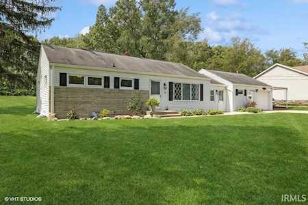52759 Shellbark Avenue South Bend, IN 46228