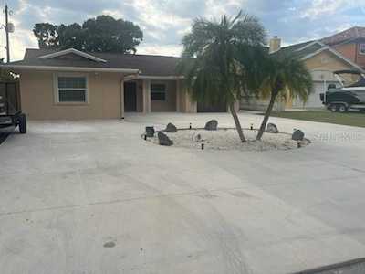 4410 Waltham Dr Tampa, FL 33634