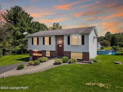 346 Long Mountain Rd Effort, PA 18330
