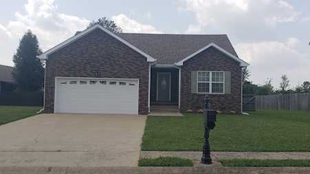 1904 Sherman Ct Clarksville, TN 37042