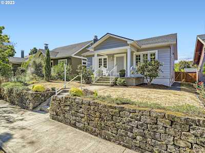 2277 SE Cypress AVE Portland, OR 97214
