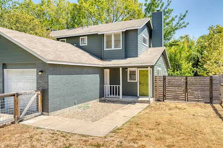 2005 Kenneth Ave #B Austin, TX 78741