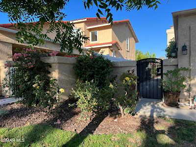 4714 Elderberry Ave Moorpark, CA 93021