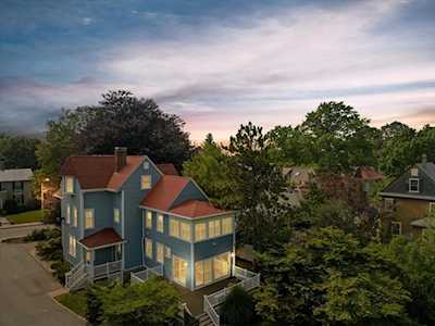156 Bellevue St Boston, MA 02132
