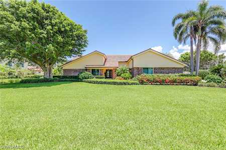 4555 S Pond Apple Dr Naples, FL 34119