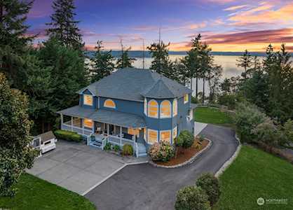 768 6th Ave Fox Island, WA 98333