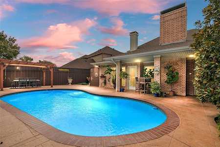 1017 Stone Gate Drive Irving, TX 75063