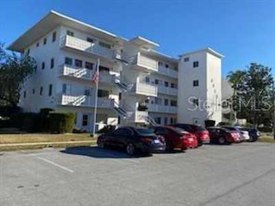 8101 113th St #109 Seminole, FL 33772