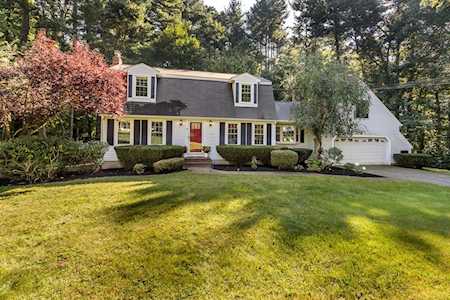 9 Ridgefield Rd Norfolk, MA 02056