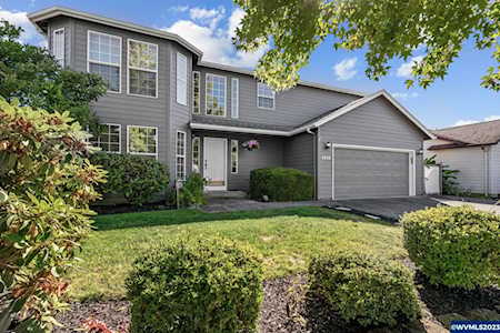 4438 Farm Field Ave NE Salem, OR 97305
