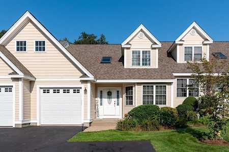 122 Carrington Ln #122 Uxbridge, MA 01569