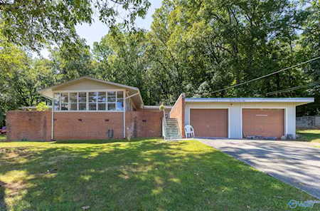 4220 SE Huntington Road Huntsville, AL 35802