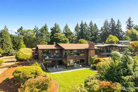 12808 Shorewood Dr SW Burien, WA 98146