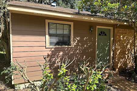 3031 Homewood Place Tallahassee, FL 32303