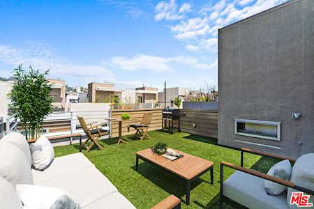 1400 N Fuller Ave #10 Los Angeles, CA 90046