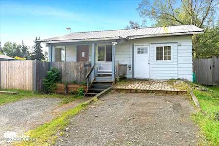1906 Mckinley Ave Anchorage, AK 99517