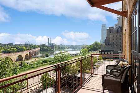 117 Portland Avenue #408 Minneapolis, MN 55401