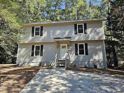 5904 Applewood Lane Raleigh, NC 27609