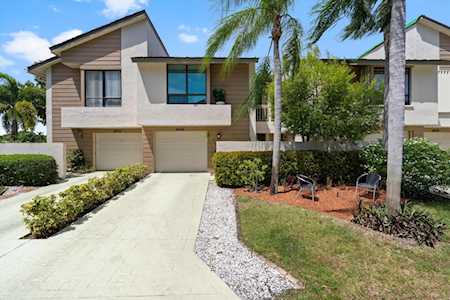 6054 Glendale Drive Boca Raton, FL 33433