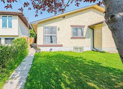 20 Falconridge Close NE Calgary, AB T3J1A7