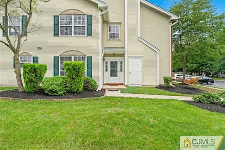 32 Cabot Way Franklin, NJ 08823
