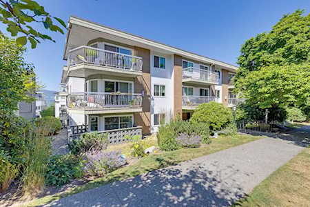 2335 York Avenue #208 Vancouver, BC V6K 1C8