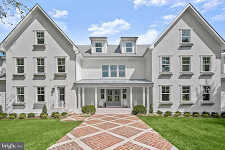 10821 Alloway Dr Potomac, MD 20854