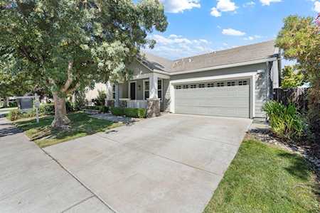 1131 Tulloch Drive Tracy, CA 95304