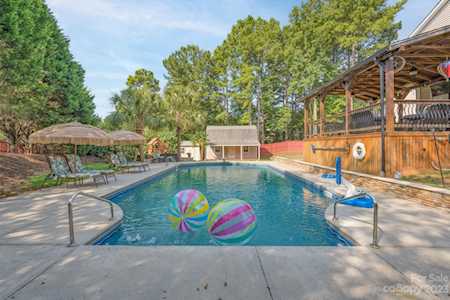 2703 Rondeau Ct Matthews, NC 28105