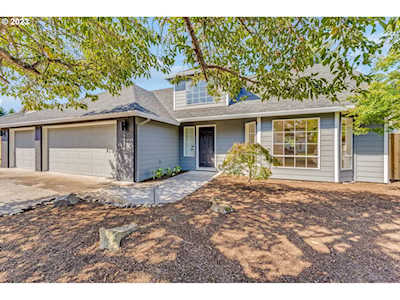 1910 NE 157th AVE Vancouver, WA 98684