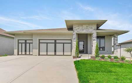 9289 Saddletop St Lenexa, KS 66227