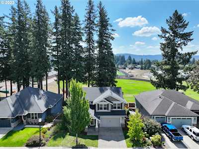 3692 P ST Washougal, WA 98671